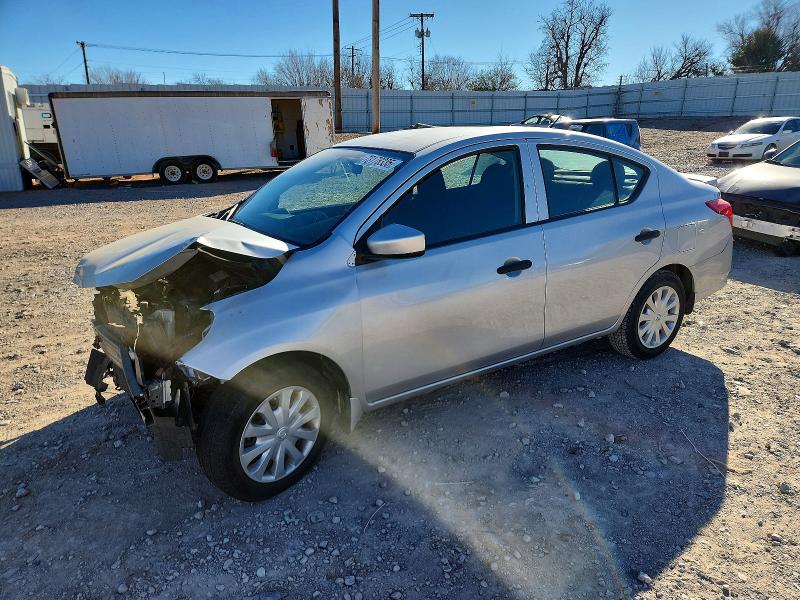 2016 NISSAN VERSA S — VIN 3N1CN7AP1GL817481