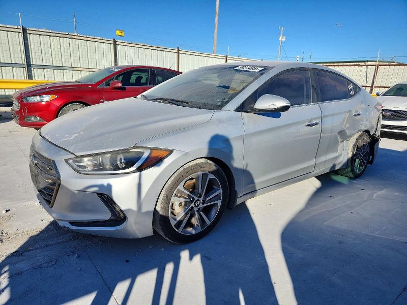 2017 HYUNDAI ELANTRA SE — VIN 5NPD84LF3HH185595