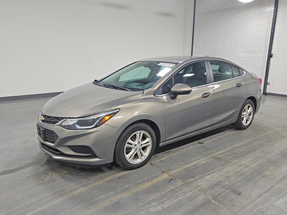 2017 CHEVROLET CRUZE — VIN 1G1BE5SM9H7130135