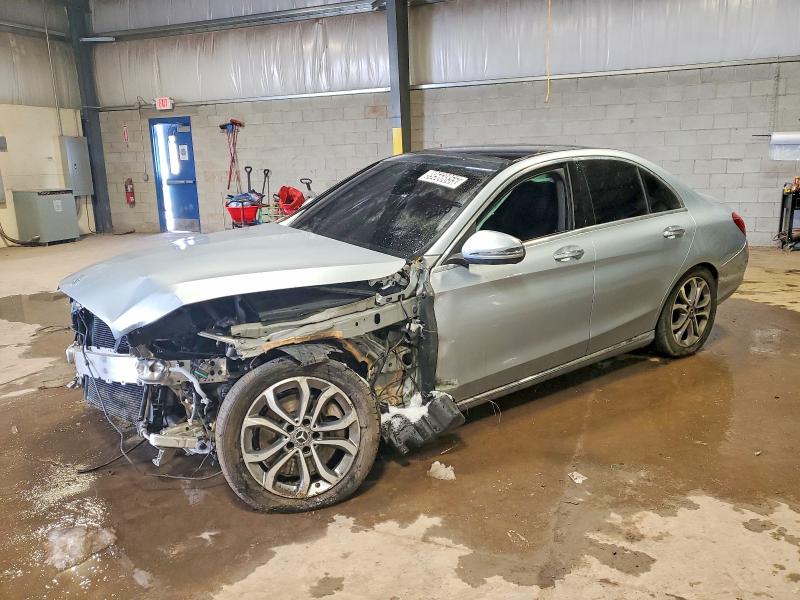 2018 MERCEDES-BENZ C 300 4MAT — VIN WDDWF4KB7JR357029