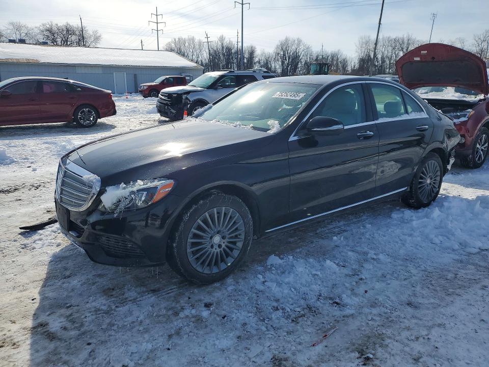 2015 MERCEDES-BENZ C 300 4MAT — VIN 55SWF4KB3FU088775