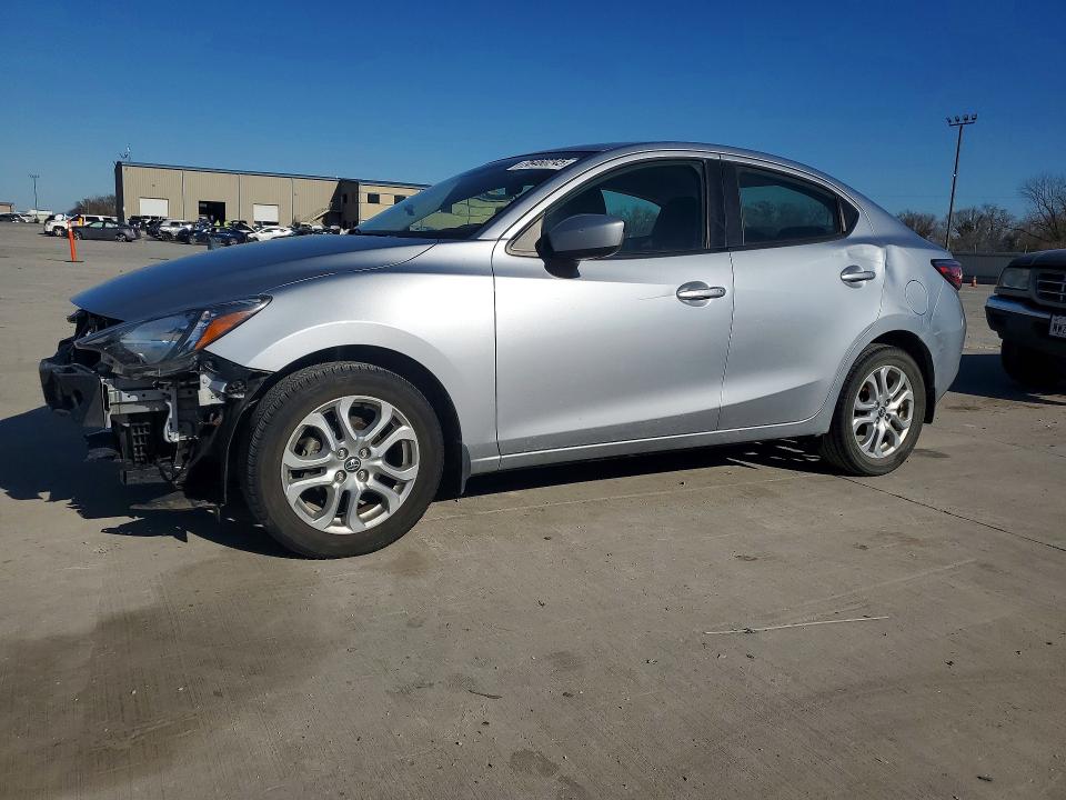 2017 TOYOTA YARIS IA — VIN 3MYDLBYV5HY189039