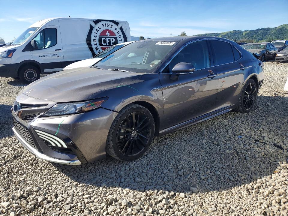 2021 TOYOTA CAMRY HYBRID — VIN 4T1K31AK1MU565793