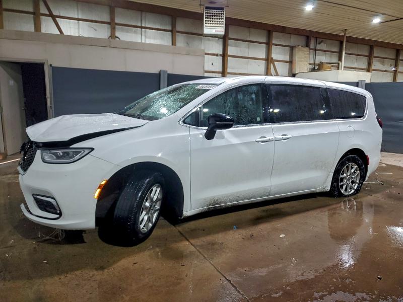 2025 CHRYSLER PACIFICA — VIN 2C4RC1BG2SR568029