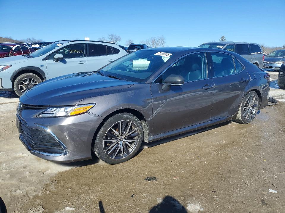 2022 TOYOTA CAMRY HYBRID — VIN 4T1F31AKXNU588282