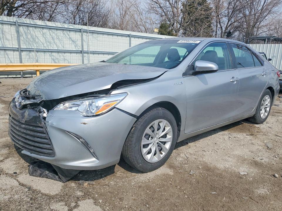 2015 TOYOTA CAMRY HYBRID — VIN 4T1BD1FK3FU174685