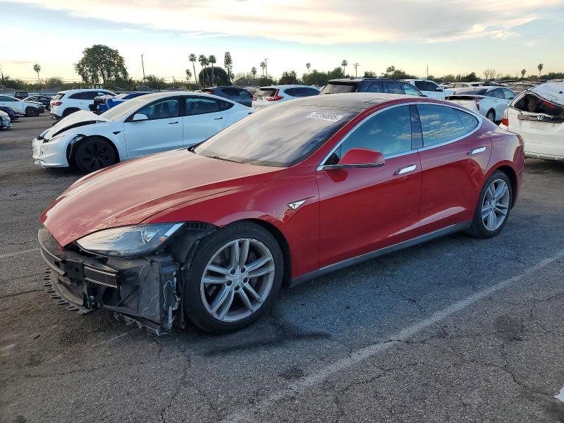 2015 TESLA MODEL S 70 — VIN 5YJSA1S24FF087292