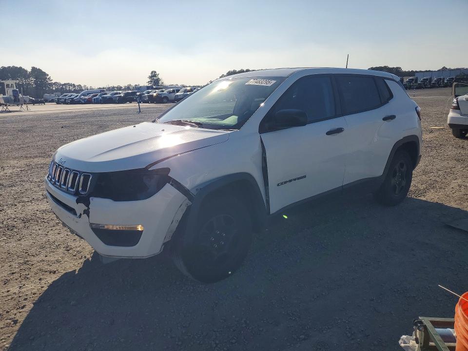 2020 JEEP COMPASS — VIN 3C4NJCAB2LT147738
