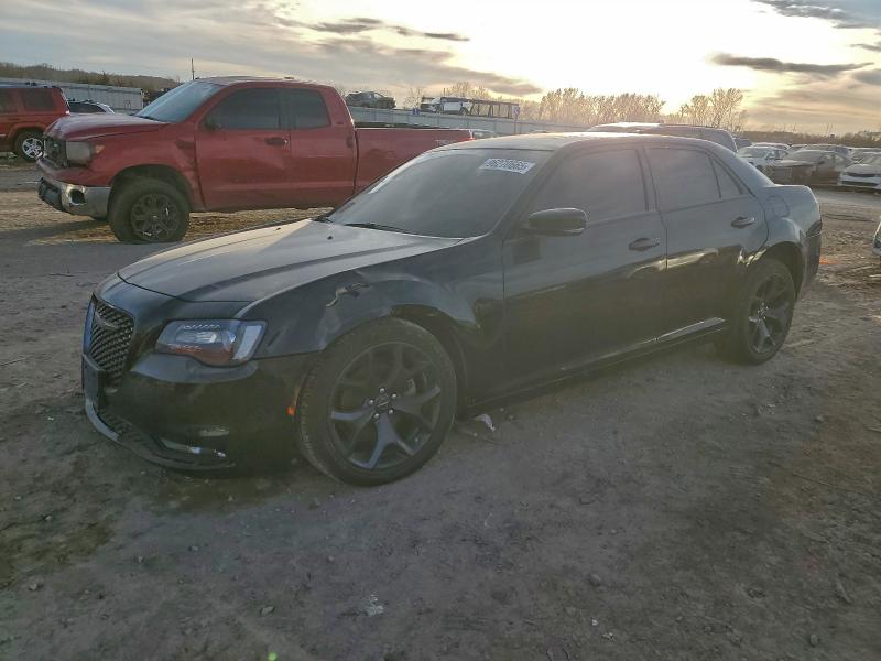 2023 CHRYSLER 300 — VIN 2C3CCABG9PH565510