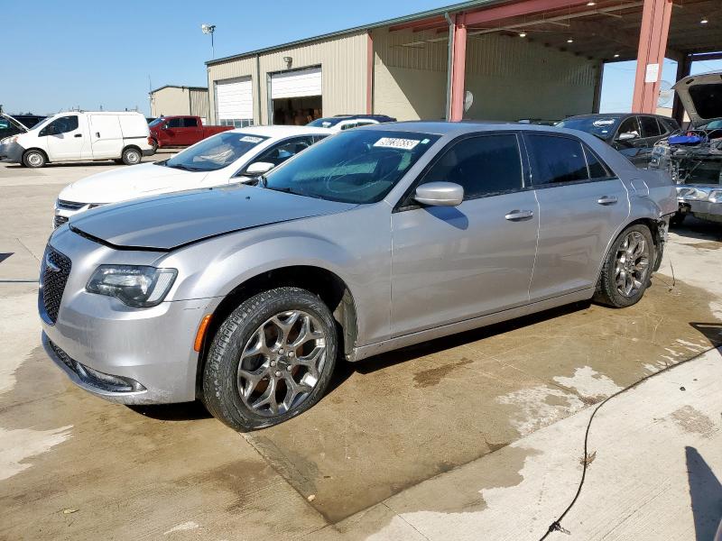 2016 CHRYSLER 300 — VIN 2C3CCAGG0GH182645
