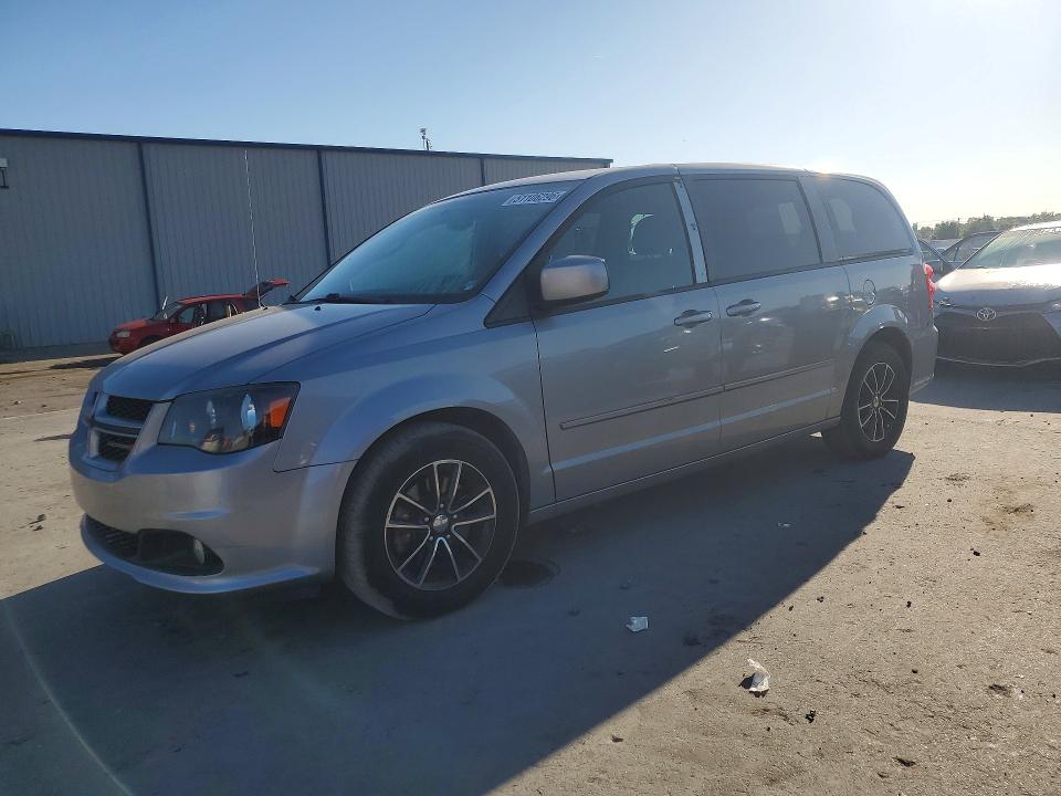 2017 DODGE GRAND CARAVAN — VIN 2C4RDGEGXHR550088