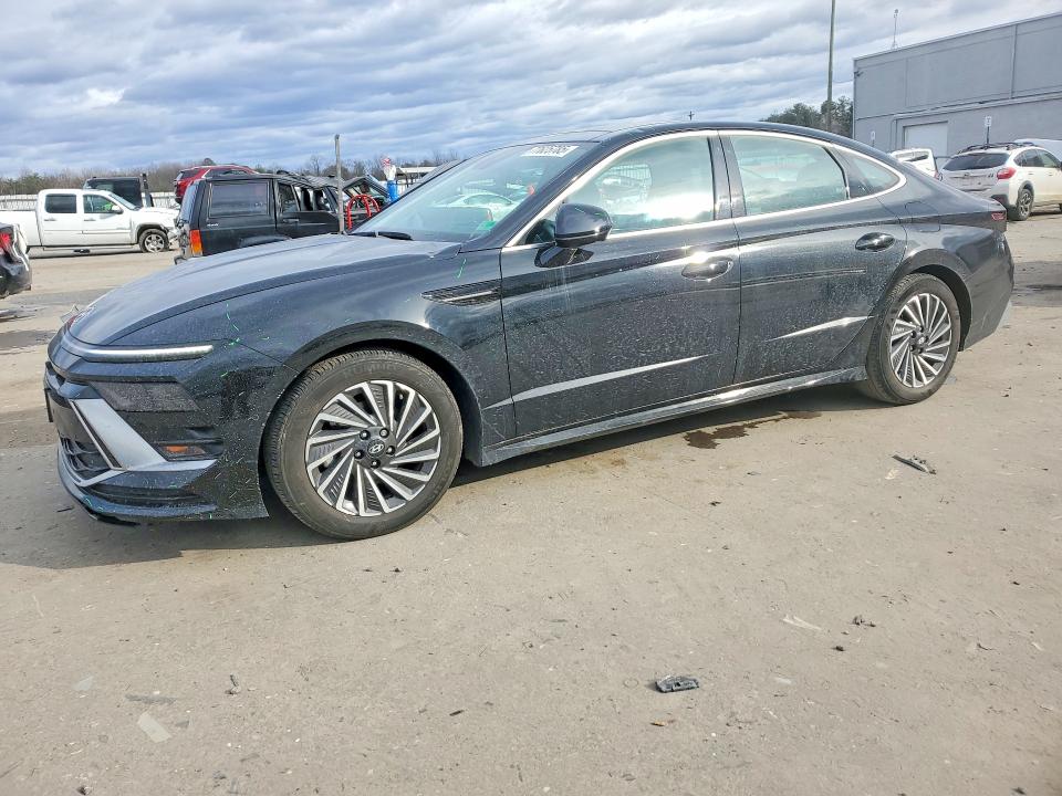 2024 HYUNDAI SONATA HYBRID — VIN KMHL54JJ4RA086638