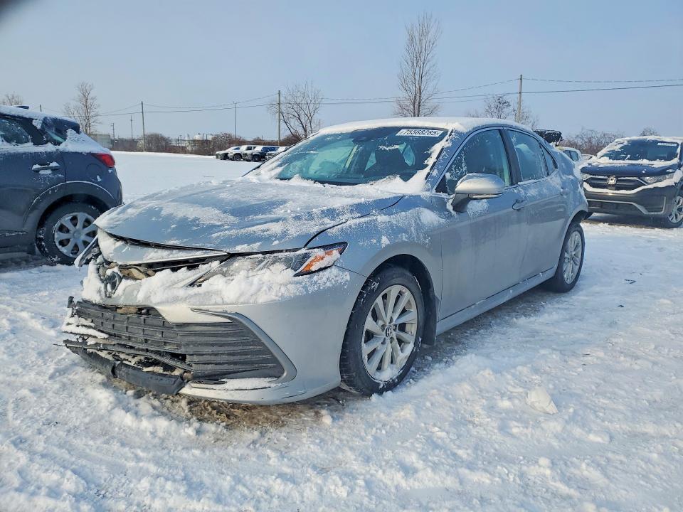 2022 TOYOTA CAMRY — VIN 4T1H11AK5NU064701