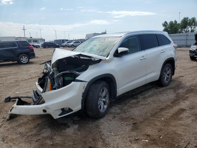2015 TOYOTA HIGHLANDER XLE — VIN 5TDJKRFH3FS169015