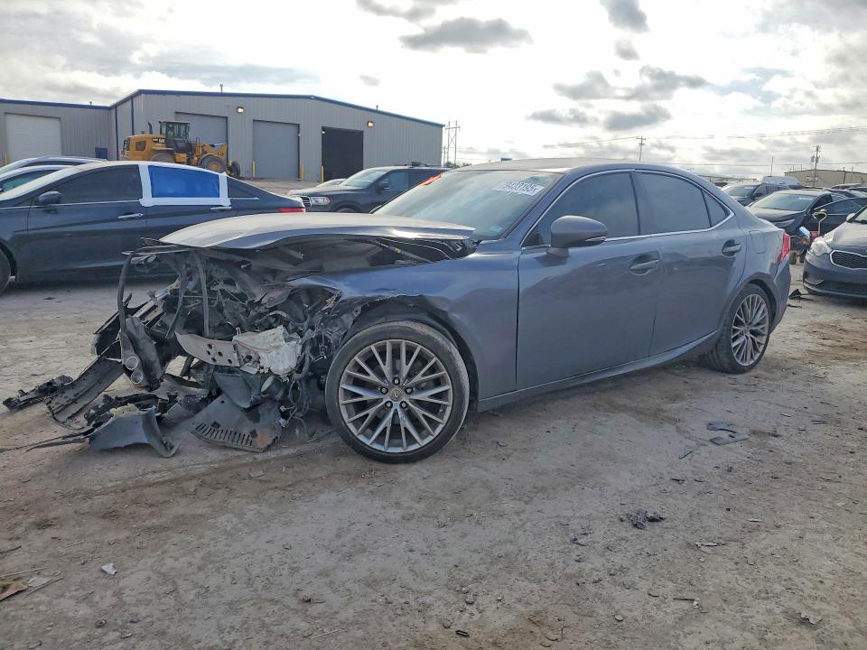 2015 LEXUS IS 250 — VIN JTHBF1D2XF5044428
