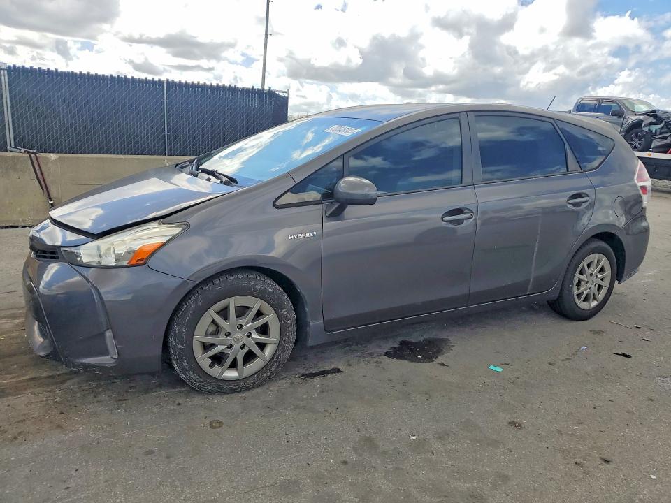 2017 TOYOTA PRIUS V — VIN JTDZN3EU0HJ055883