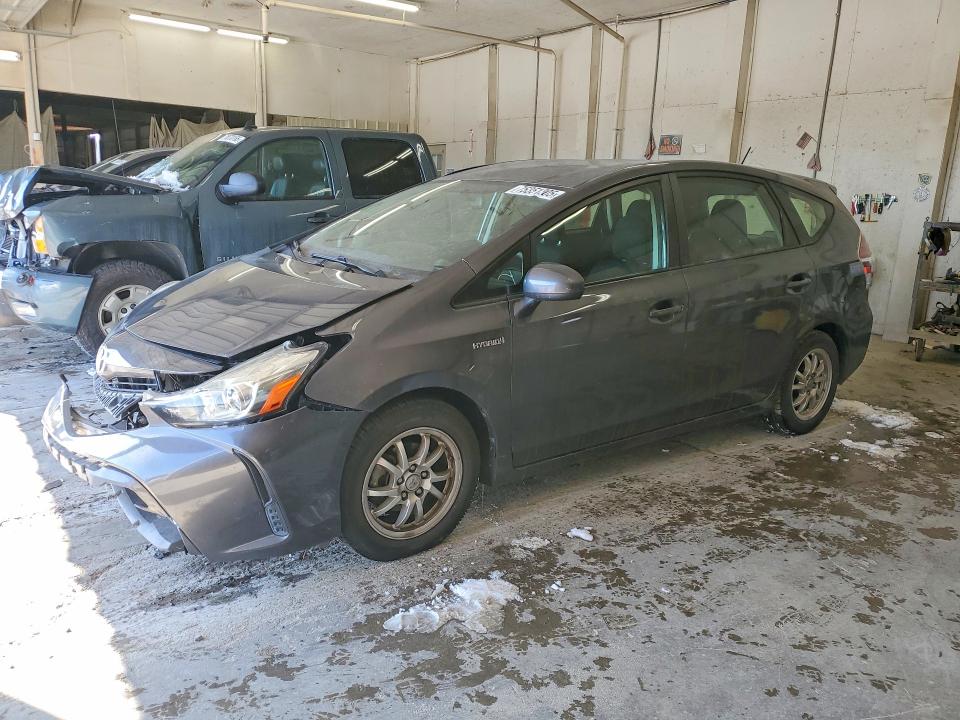 2015 TOYOTA PRIUS V — VIN JTDZN3EU6FJ020584