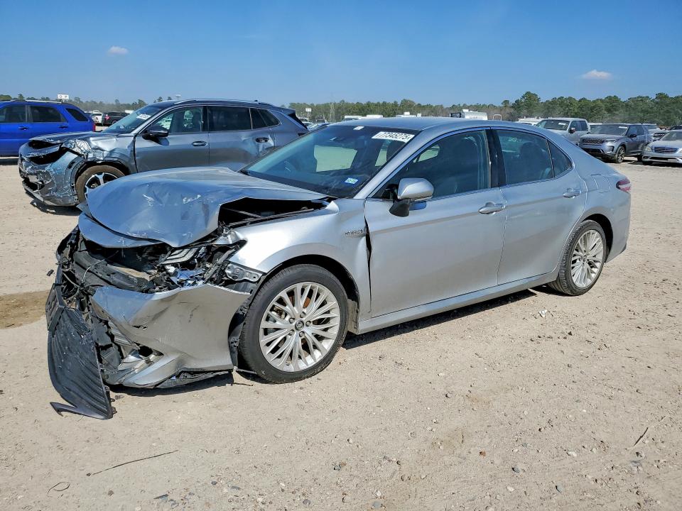 2018 TOYOTA CAMRY — VIN 4T1B21HK3JU003267