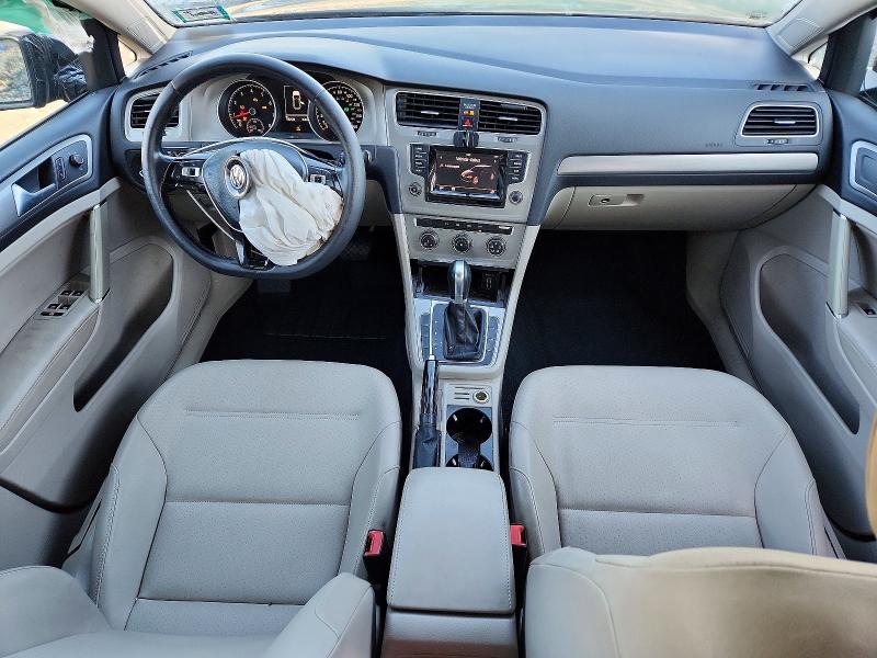3VW217AU5FM008372