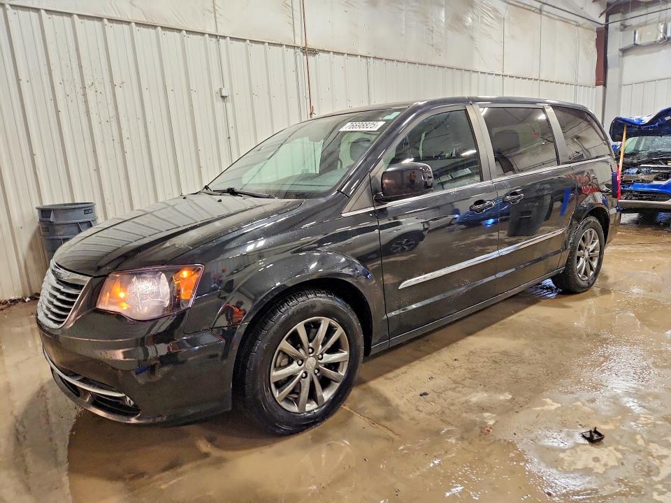 2015 CHRYSLER TOWN & COUNTRY — VIN 2C4RC1HG6FR610120