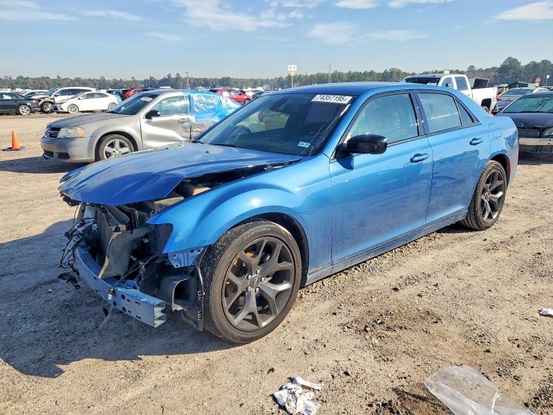 2021 CHRYSLER 300 — VIN 2C3CCAAG4MH566996