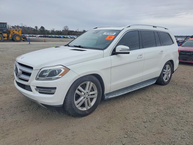 2015 MERCEDES-BENZ GL — VIN 4JGDF6EE8FA533767