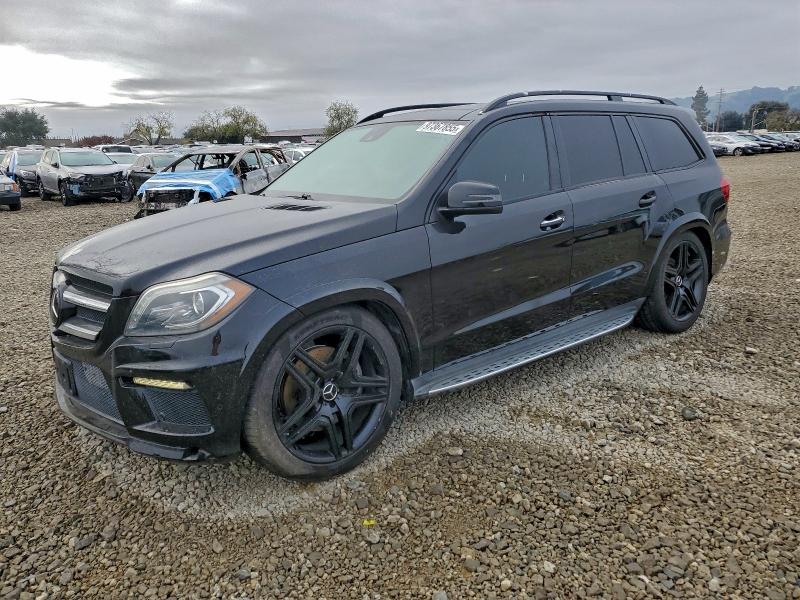 2015 MERCEDES-BENZ GL — VIN 4JGDF7DE8FA460911
