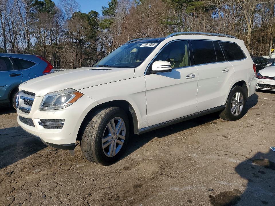 2015 MERCEDES-BENZ GL — VIN 4JGDF2EE4FA459157