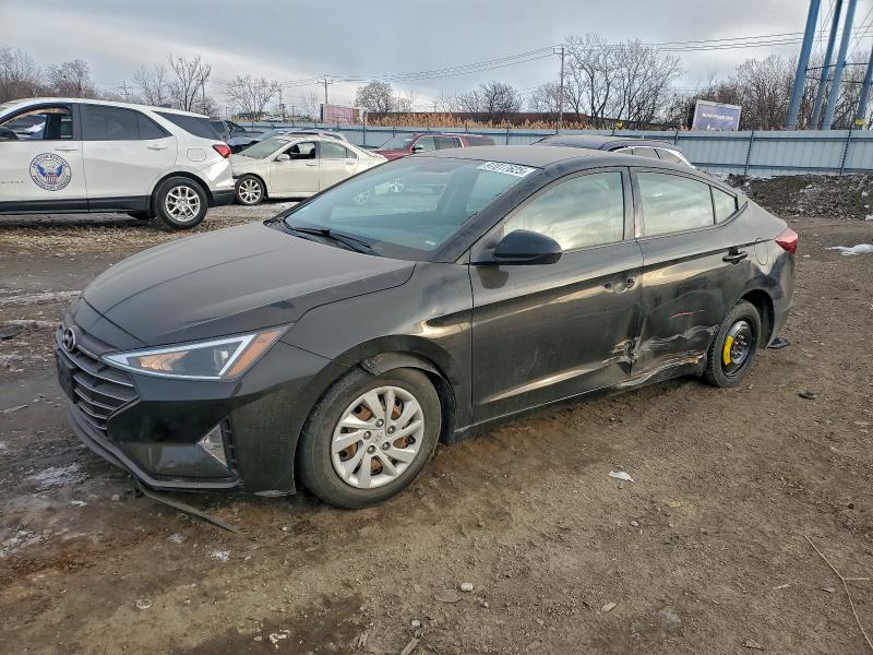 2019 HYUNDAI ELANTRA SE — VIN 5NPD74LF0KH489316
