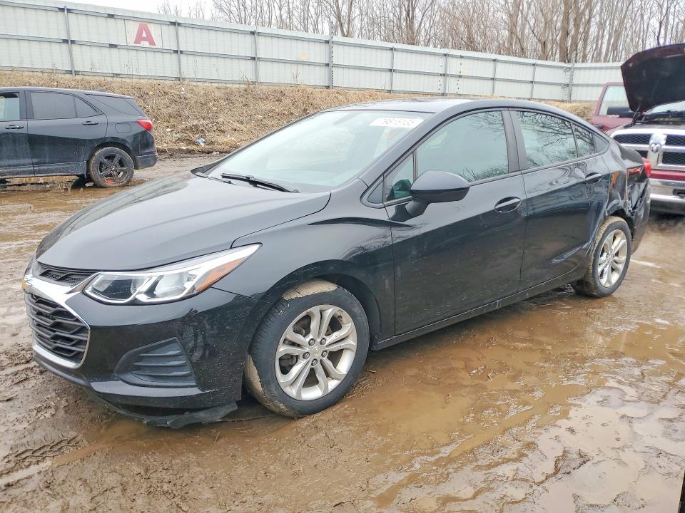 2019 CHEVROLET CRUZE — VIN 1G1BC5SM9K7152374