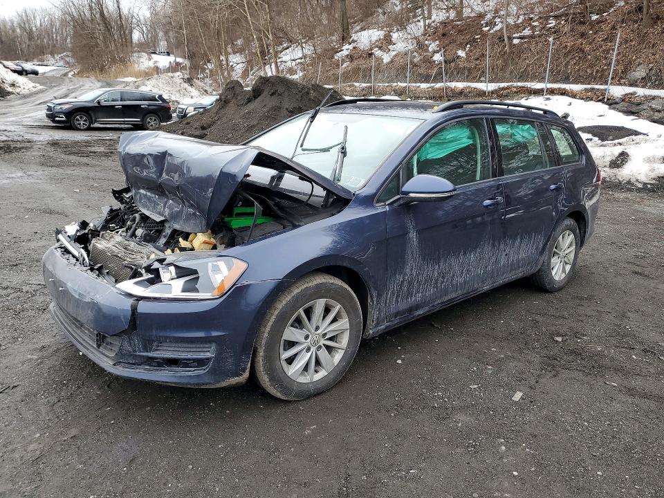 2017 VOLKSWAGEN GOLF SPORTWAGEN — VIN 3VWC17AU9HM527349