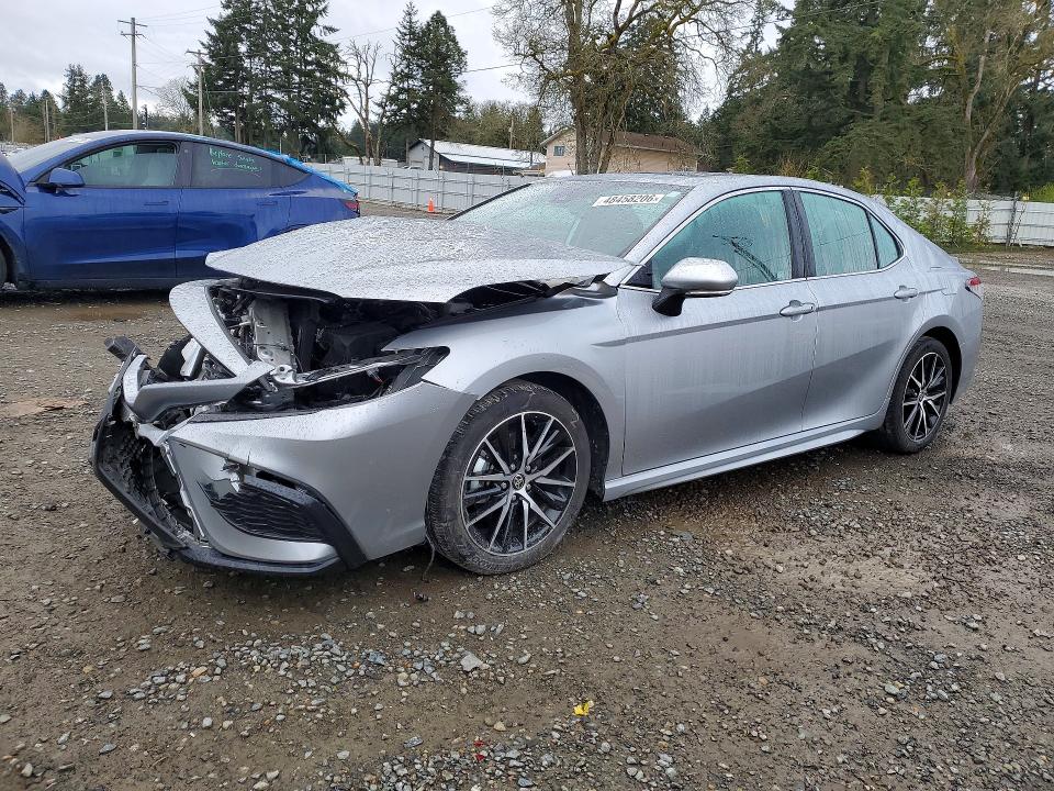 2024 TOYOTA CAMRY HYBRID — VIN 4T1S31AK2RU627483
