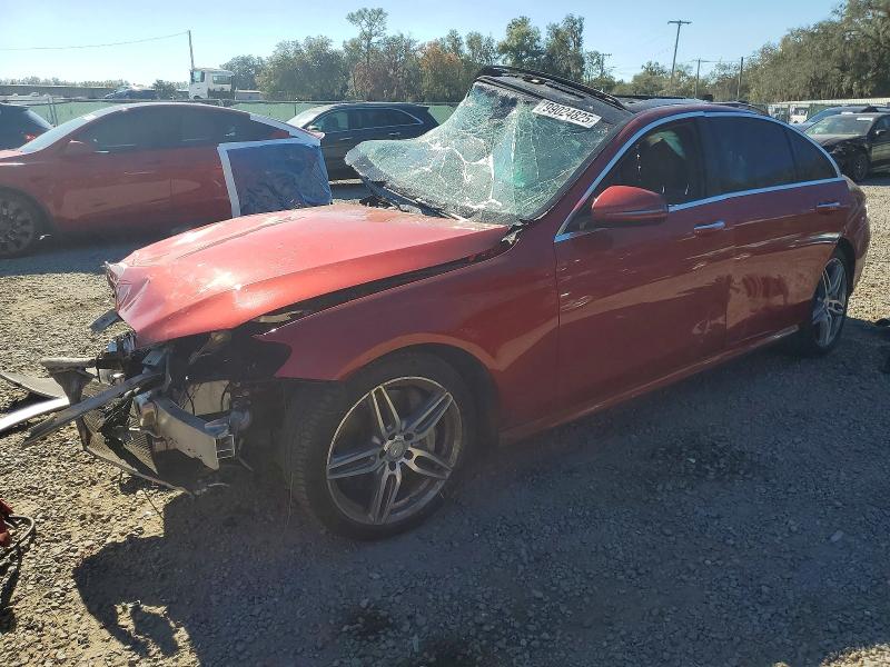 2017 MERCEDES-BENZ E 300 — VIN WDDZF4JB8HA084772