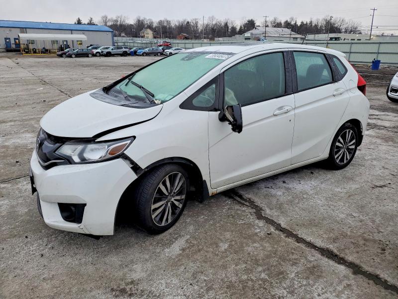 2015 HONDA FIT EX — VIN 3HGGK5H84FM753893
