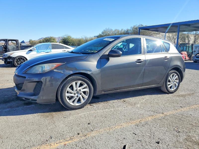 2013 MAZDA 3 I — VIN JM1BL1LP5D1818886
