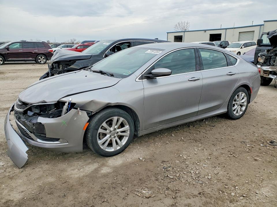 2016 CHRYSLER 200 — VIN 1C3CCCAB0GN126432