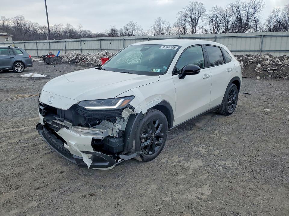 2025 HONDA HR-V — VIN 3CZRZ2H55SM728156