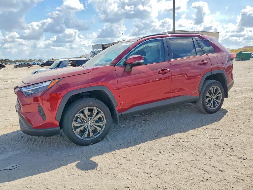 2024 TOYOTA RAV4 HYBRID — VIN 2T3B6RFV1RW071425