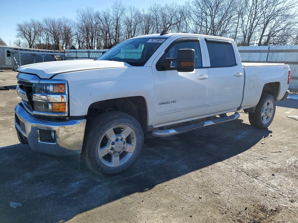 2018 CHEVROLET SILVERADO — VIN 1GC1KVEG1JF143636