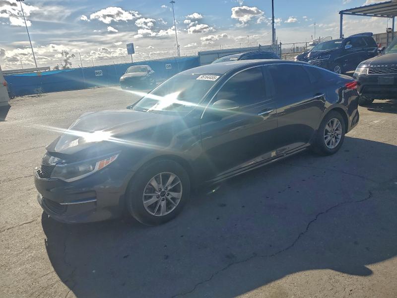 2017 KIA OPTIMA — VIN 5XXGT4L3XHG141008