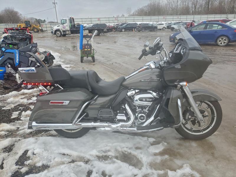 2018 HARLEY-DAVIDSON FLTRU — VIN 1HD1KGD16JB680226