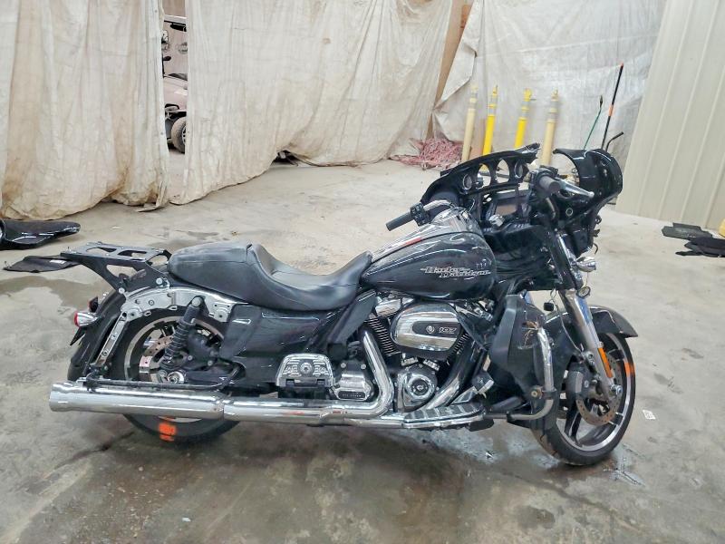 2017 HARLEY-DAVIDSON FLHXS — VIN 1HD1KRC16HB683683
