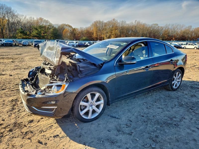 2016 VOLVO S60 — VIN YV126MFK7G2402324