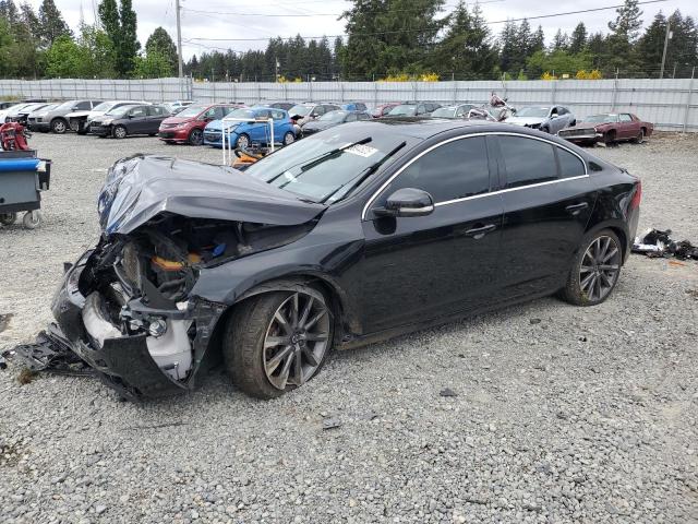 2015 VOLVO S60 — VIN YV149MFM3F1357453