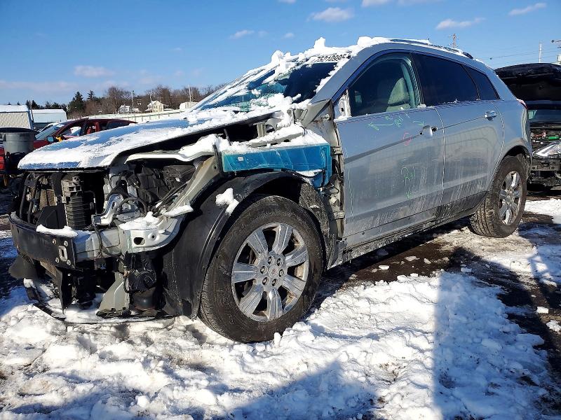 2015 CADILLAC SRX LUXURY — VIN 3GYFNEE30FS556400