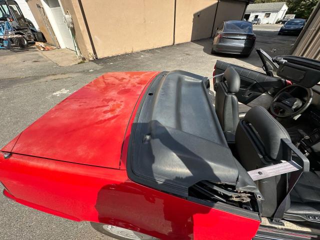 1G6VR3189KU101196