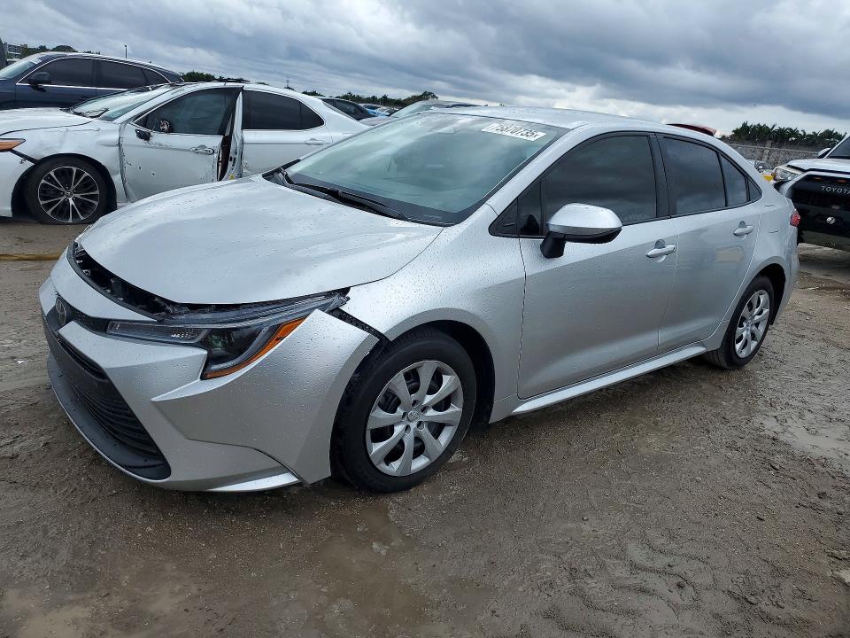 2024 TOYOTA COROLLA LE — VIN 5YFB4MDE4RP222330