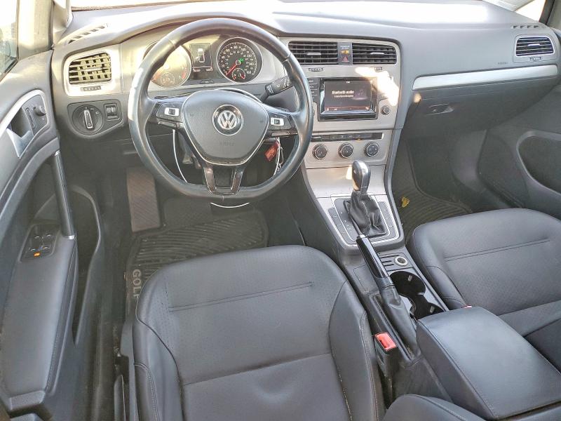 3VW217AUXFM024504