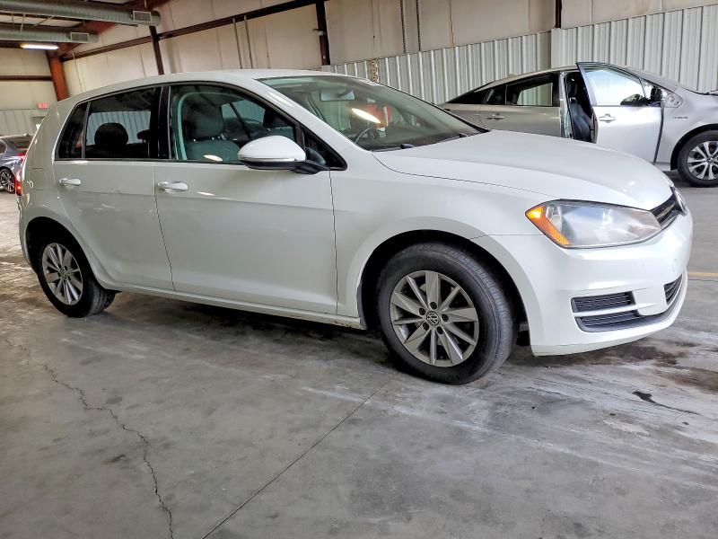 3VW217AU8FM009158