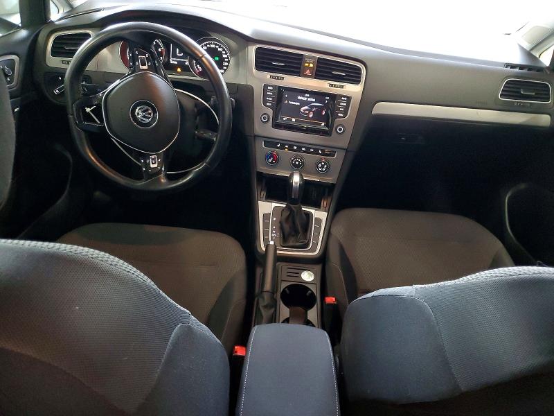 3VW217AU8FM009158